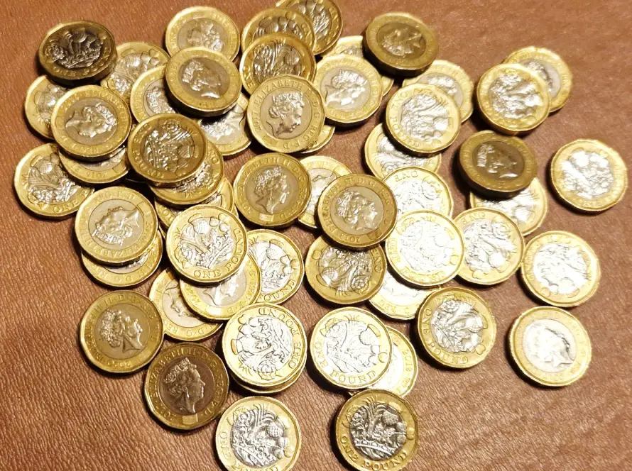 A collection of £1 coins
