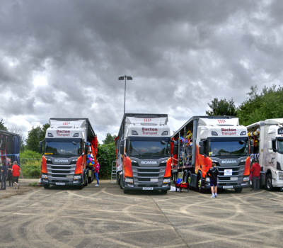 Panorama of float lorries about to set off 2023